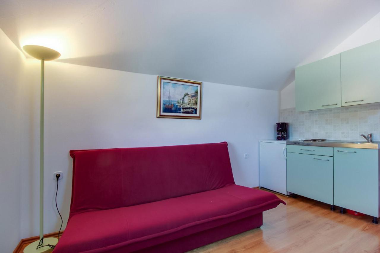 Apartments Rosa Mali Losinj Exterior photo
