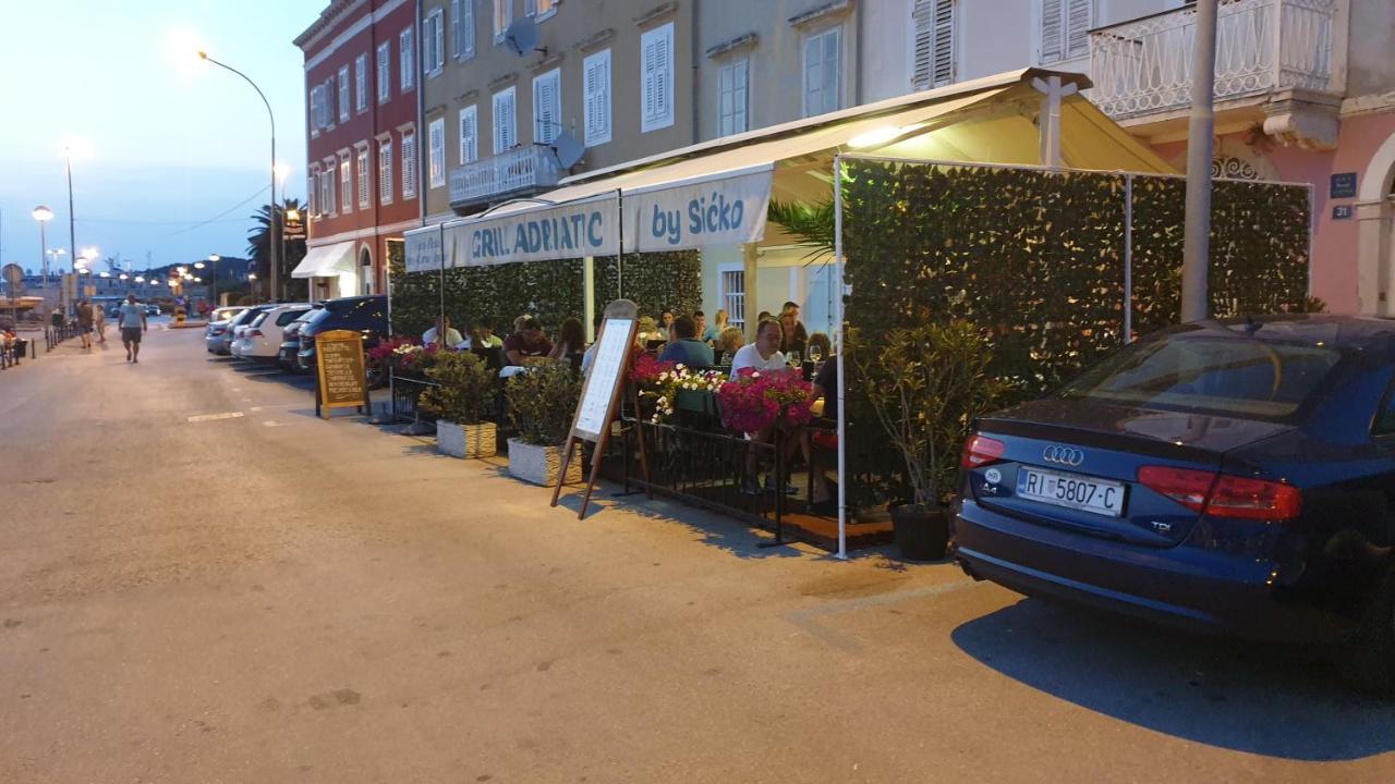 Apartments Rosa Mali Losinj Exterior photo